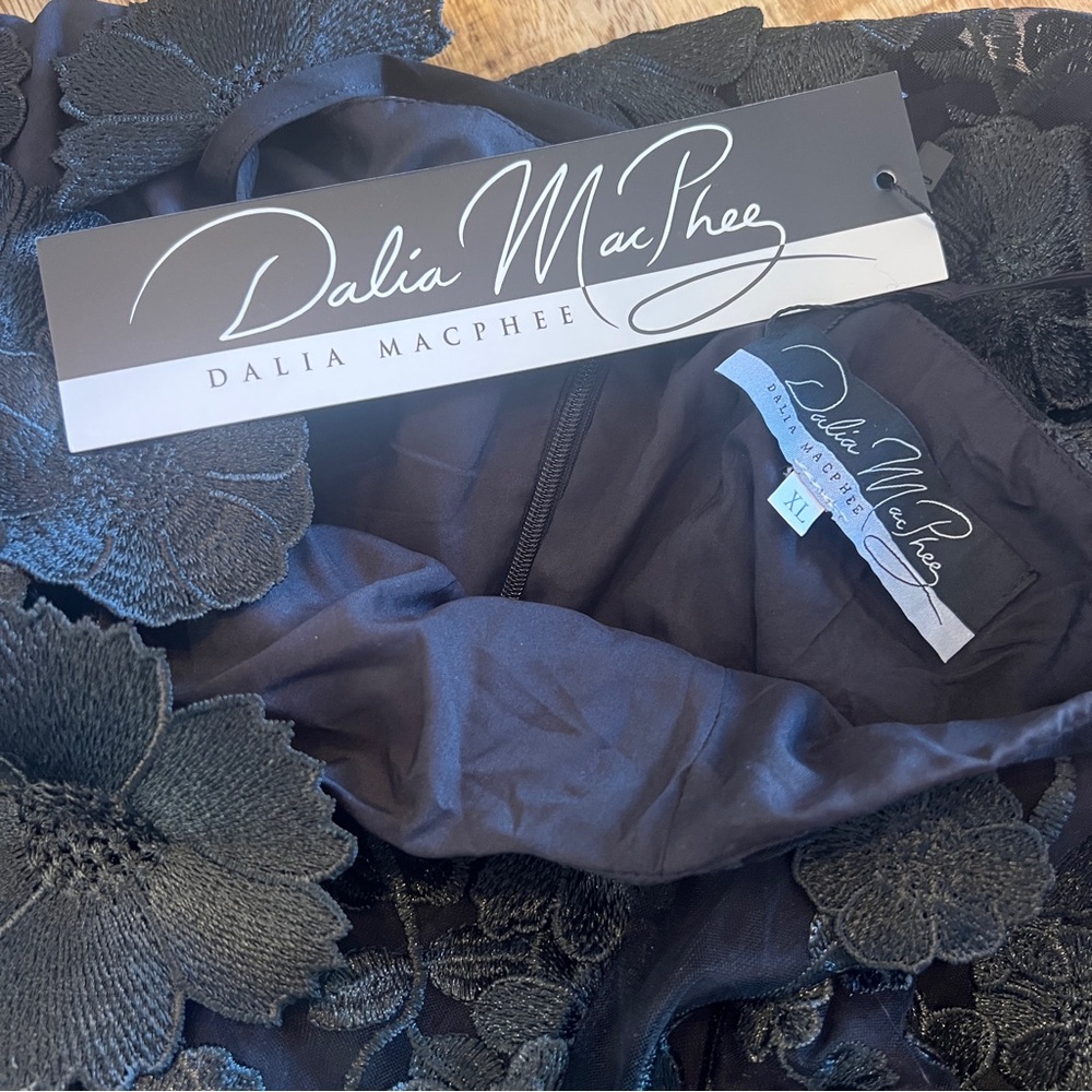 Dalia MacPhee Black 3D Floral Appliqué Overlay Party Dress XL - Picture 11 of 14